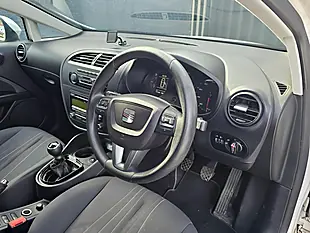 Used 2011 SEAT Leon Copa White - Interior and Exterior details 6