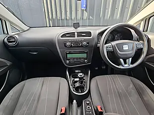 Used 2011 SEAT Leon Copa White - Interior and Exterior details 8