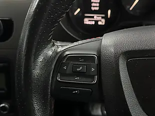 Used 2011 SEAT Leon Fr White - Interior and Exterior details 13