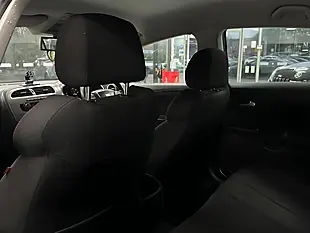 Used 2011 SEAT Leon Fr White - Interior and Exterior details 18