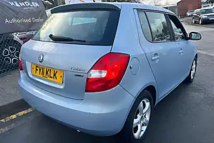 Used 2011 Skoda Fabia Se Silver - Interior and Exterior details 8