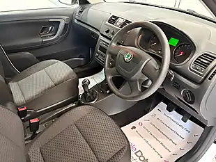 Used 2011 Skoda Fabia Se White - Interior and Exterior details 10