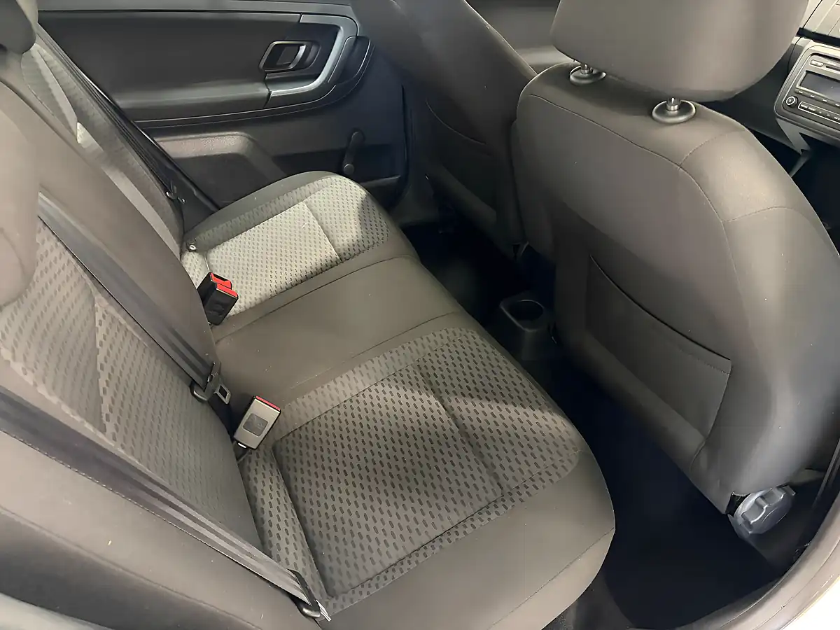 Used 2011 Skoda Fabia Se White - Interior and Exterior details 16