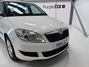 Used 2011 Skoda Fabia Se White - Interior and Exterior details 2