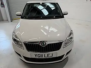 Used 2011 Skoda Fabia Se White - Interior and Exterior details 5