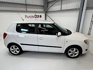 Used 2011 Skoda Fabia Se White - Interior and Exterior details 6