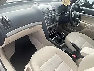 Used 2011 Skoda Octavia Elegance Beige - Interior and Exterior details 10