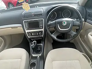 Used 2011 Skoda Octavia Elegance Beige - Interior and Exterior details 9
