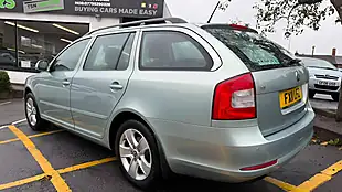 Used 2011 Skoda Octavia Elegance Metallic Green - Interior and Exterior details 11