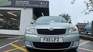 Used 2011 Skoda Octavia Elegance Metallic Green - Interior and Exterior details 2