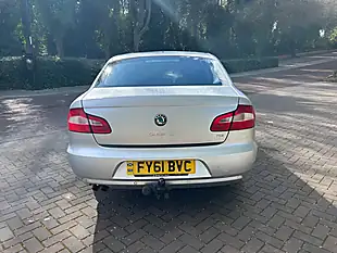 Used 2011 Skoda Superb S Silver - Interior and Exterior details 10