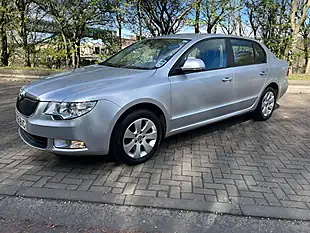 Used 2011 Skoda Superb S Silver - Interior and Exterior details 6