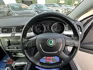 Used 2011 Skoda Superb Se Plus Silver - Interior and Exterior details 14