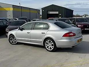 Used 2011 Skoda Superb Se Plus Silver - Interior and Exterior details 4