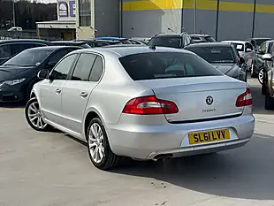 Used 2011 Skoda Superb Se Plus Silver - Interior and Exterior details 7
