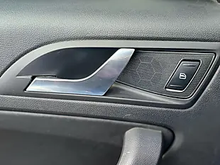Used 2011 Skoda Yeti Elegance Blue - Interior and Exterior details 19