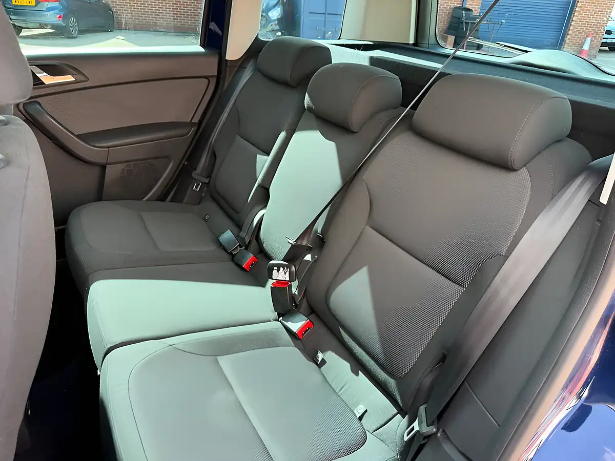 Used 2011 Skoda Yeti Se Blue - Interior and Exterior details 10