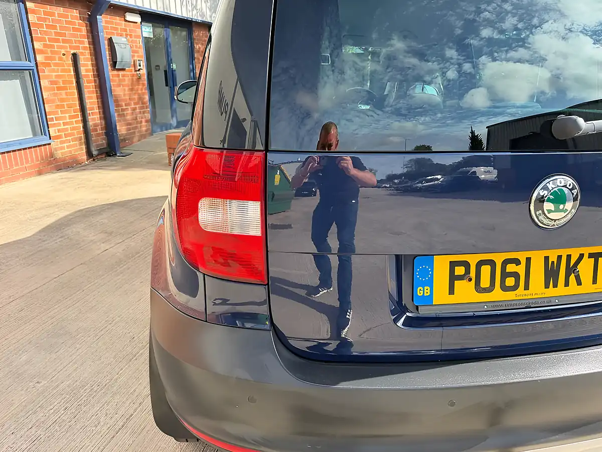 Used 2011 Skoda Yeti Se Blue - Interior and Exterior details 17