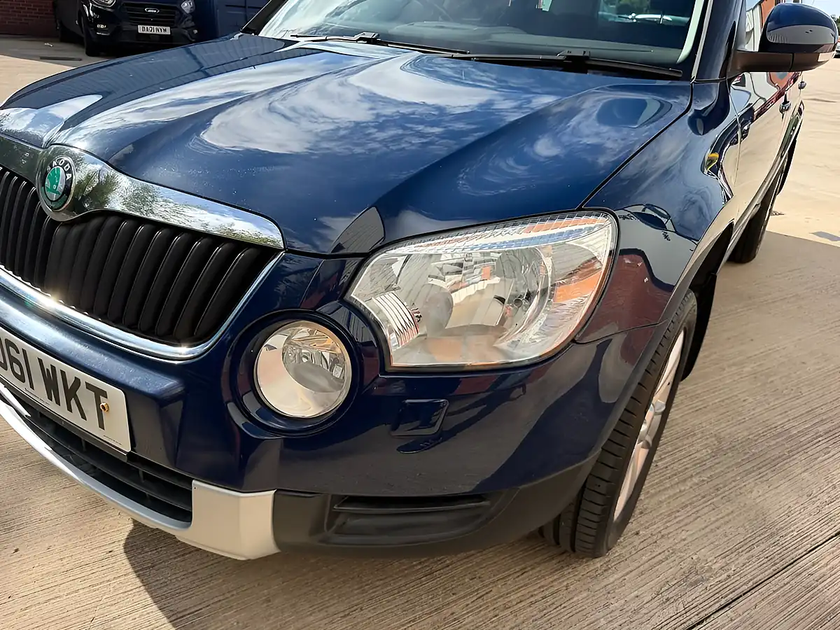 Used 2011 Skoda Yeti Se Blue - Interior and Exterior details 18