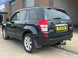 Used 2011 Suzuki Grand Vitara SZ5 Black - Interior and Exterior details 5