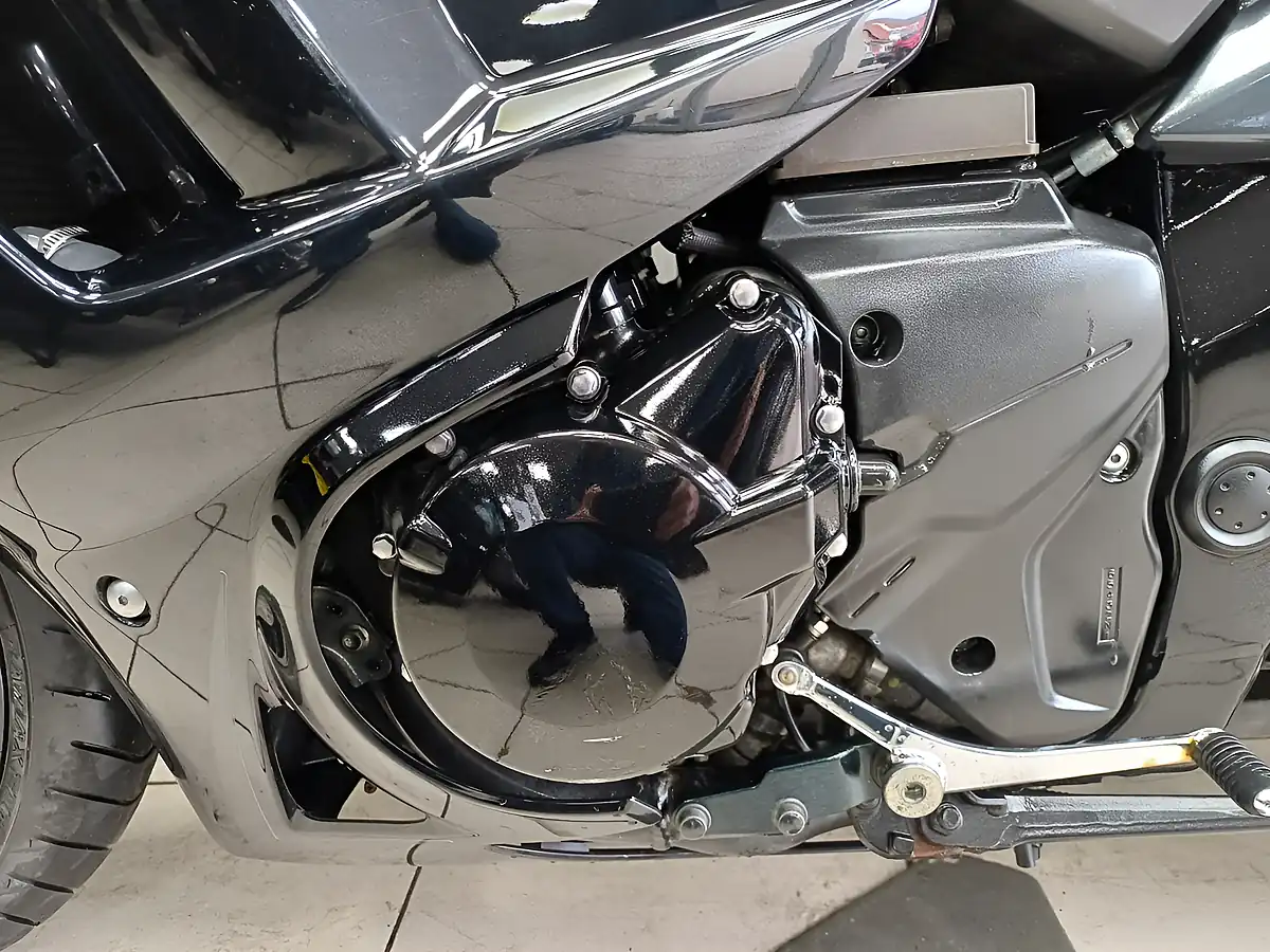 Used 2011 Suzuki GSX650F Black - Interior and Exterior details 11