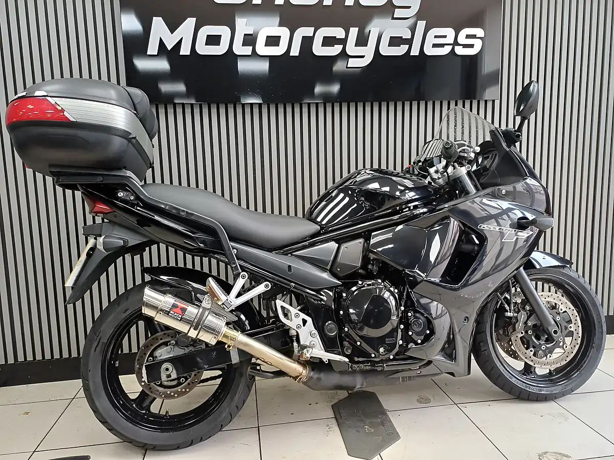 Used 2011 Suzuki GSX650F Black - Interior and Exterior details 6