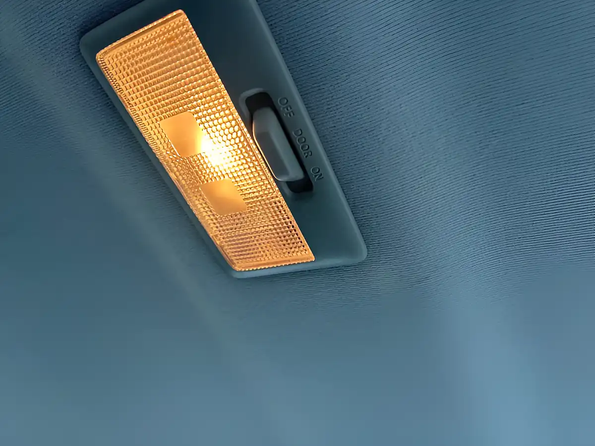 Used 2011 Suzuki Swift SZ2 Sunlight Copper - Interior and Exterior details 18