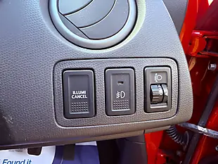Used 2011 Suzuki Swift Sz3 Red - Interior and Exterior details 17