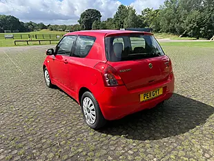 Used 2011 Suzuki Swift Sz3 Red - Interior and Exterior details 4