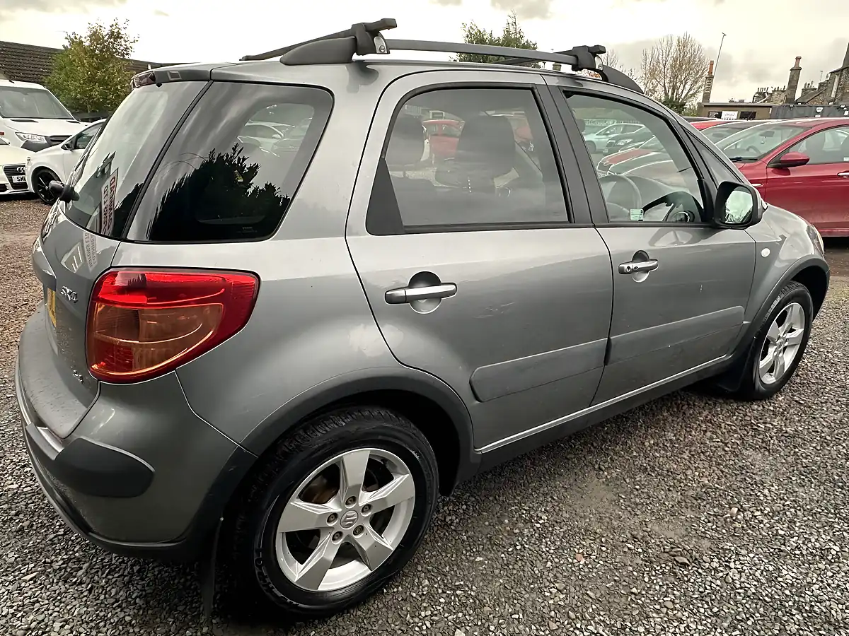 Used 2011 Suzuki SX4 SZ5 Grey - Interior and Exterior details 11