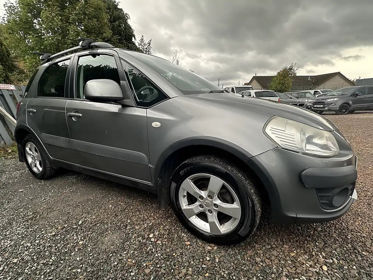 Used 2011 Suzuki SX4 SZ5 Grey - Interior and Exterior details 2