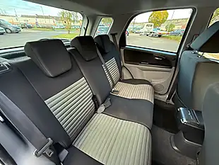 Used 2011 Suzuki SX4 SZ5 White - Interior and Exterior details 16