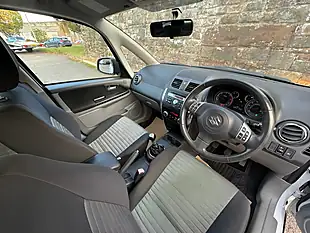 Used 2011 Suzuki SX4 SZ5 White - Interior and Exterior details 18
