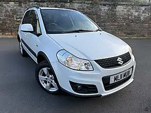 Used 2011 Suzuki SX4 SZ5 White - Interior and Exterior details 4