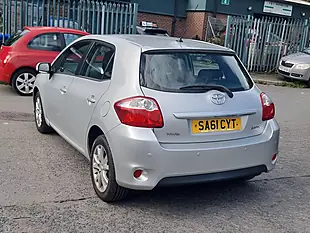 Used 2011 Toyota Auris Tr Silver - Interior and Exterior details 3