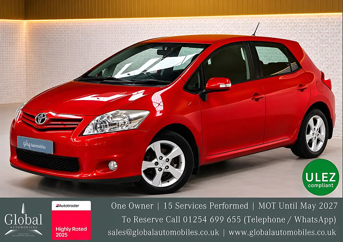 Used 2011 Toyota Auris Tr Vermillion Red - Front View