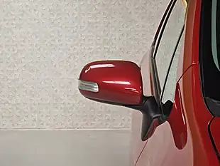Used 2011 Toyota Auris Tr Vermillion Red - Interior and Exterior details 17
