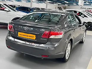 Used 2011 Toyota Avensis Tr Grey - Interior and Exterior details 10
