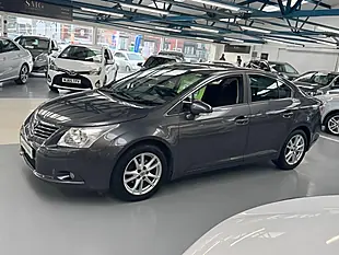 Used 2011 Toyota Avensis Tr Grey - Interior and Exterior details 8