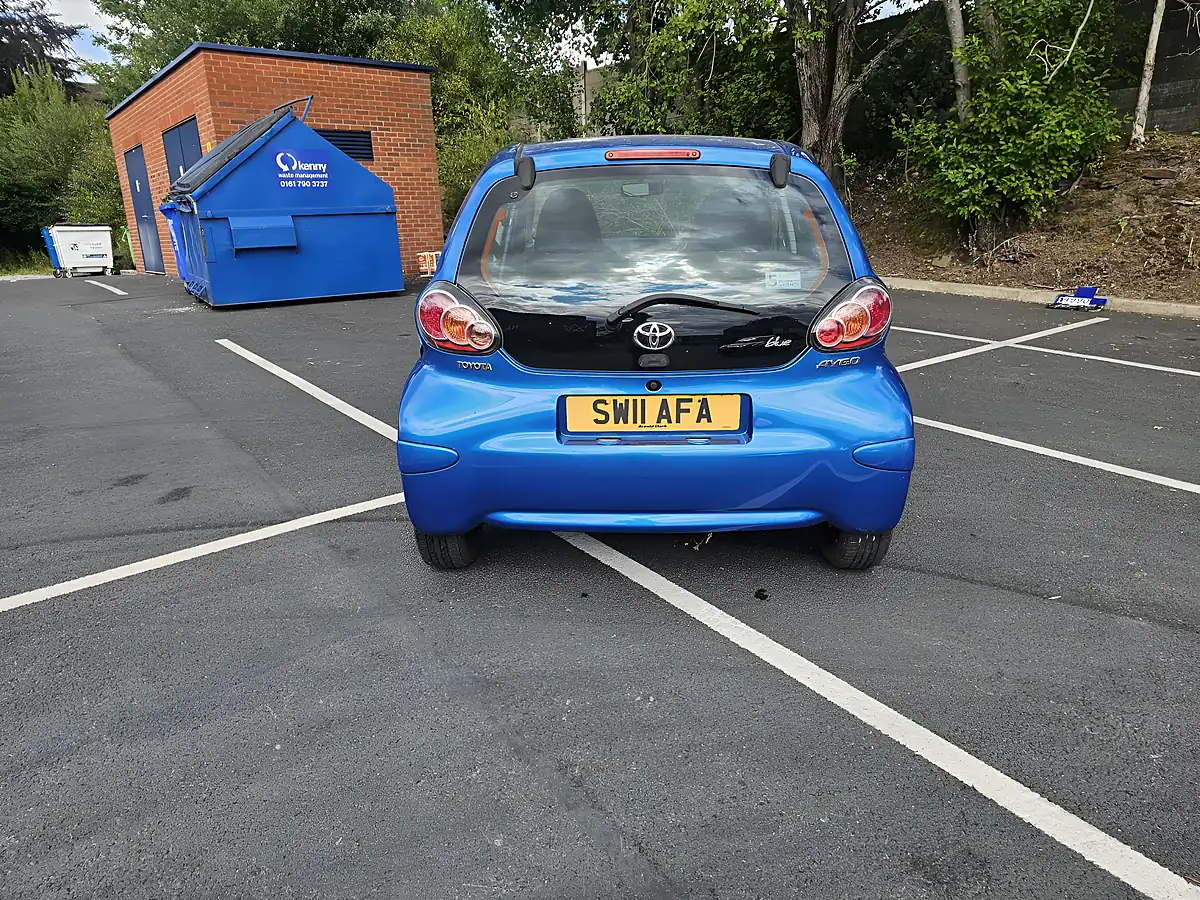 Used 2011 Toyota Aygo Blue Blue - Interior and Exterior details 6