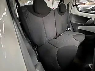 Used 2011 Toyota Aygo Go White - Interior and Exterior details 10