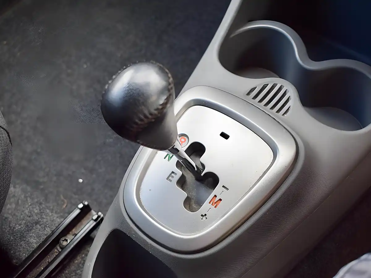Used 2011 Toyota Aygo Go White - Interior and Exterior details 10