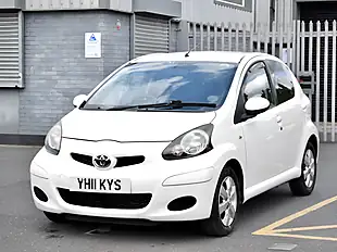 Used 2011 Toyota Aygo Go White - Interior and Exterior details 14