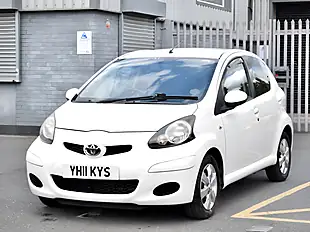 Used 2011 Toyota Aygo Go White - Interior and Exterior details 3