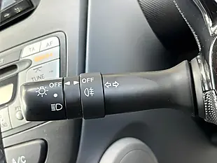 Used 2011 Toyota Aygo Go White - Interior and Exterior details 13