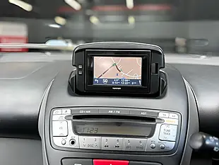 Used 2011 Toyota Aygo Go White - Interior and Exterior details 15