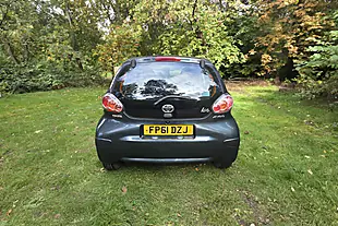 Used 2011 Toyota Aygo Ice Grey - Interior and Exterior details 6