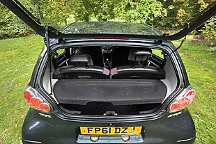 Used 2011 Toyota Aygo Ice Grey - Interior and Exterior details 9