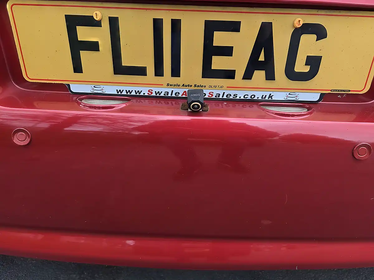 Used 2011 Toyota Aygo Ice Red - Interior and Exterior details 10