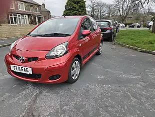 Used 2011 Toyota Aygo Ice Red - Interior and Exterior details 18